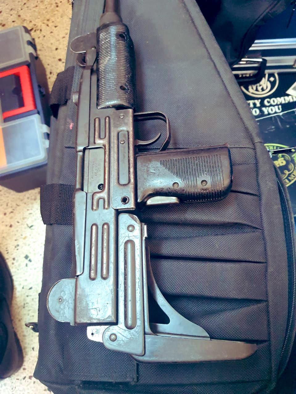 Mother, Daughter arrested with Sniper rifle & Submachine gun in Nairobi (Courtesy)