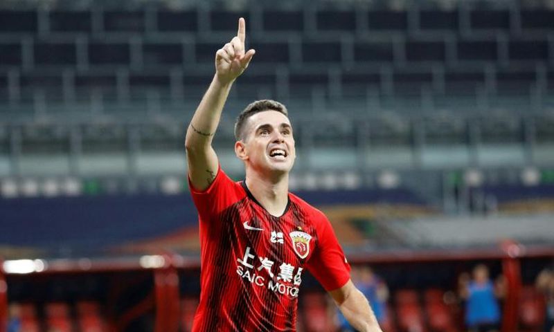 Oscar set a new Asian transfer record when he joined Shanghai Port in 2017