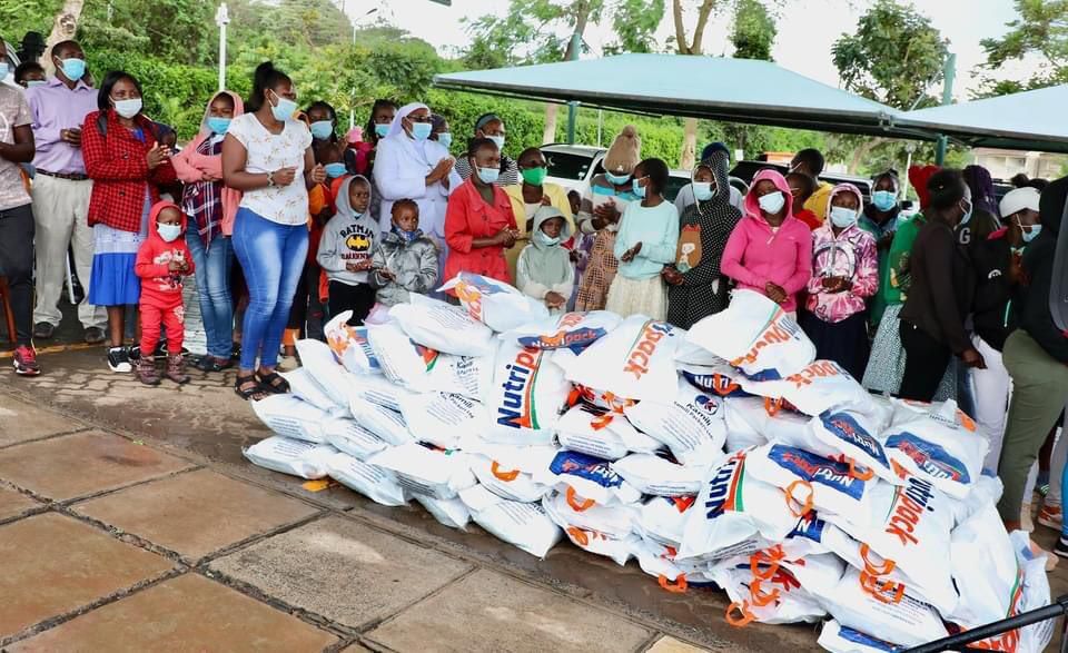 DCI boss George Kinoti hosts needy children for special Christmas Party at DCI headquarters. [Photos]