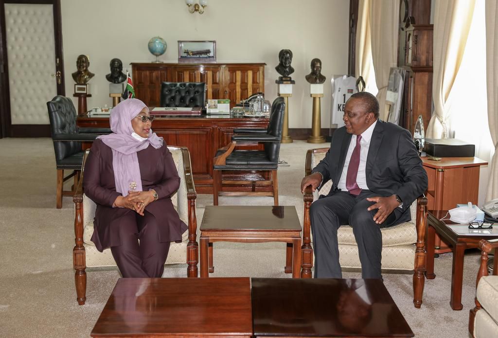 President Uhuru Kenyatta and Samia Suluhu sign MoU on Dar es Salaam-Mombasa gas pipeline deal