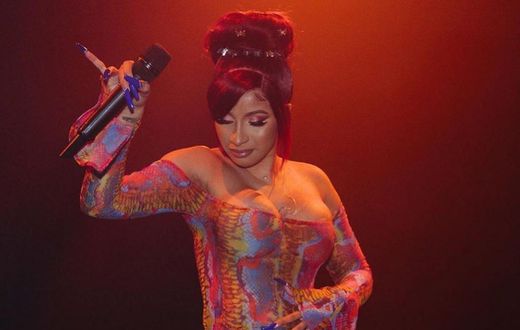 Cardi B says she is solely the only one to be blamed over leaked nude photo [Instagram/IAmCardiB]