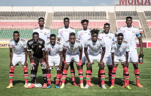 Kenya's players pose aheas of the FIFA World Cup 2022 qualifier football match between Kenya and Mali at Nyayo national stadium in Nairobi on October 10, 2021.  (Photo by YASUYOSHI CHIBA/AFP via Getty Images)