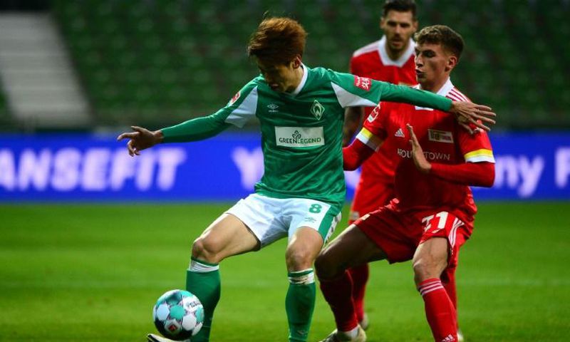 Japan forward Yuya Osako (L) scored the winner in Werder Bremen's German Cup quarter-final victory on Wednesday