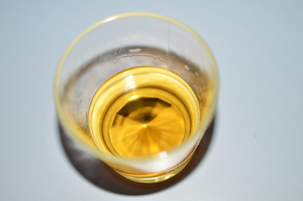 A tot of whisky