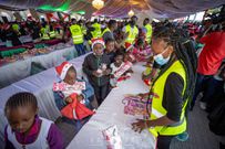 President Uhuru Kenyatta and First Lady Margaret Kenyatta hosts hundreds of children at State House for Christmas Party [Photos]