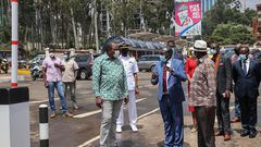 Uhuru, Raila make impromptu visit of the Green Park Bus Terminus