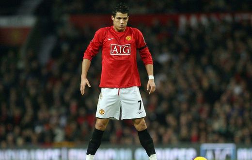 Manchester United announced a deal to re-sign Cristiano Ronaldo on Friday