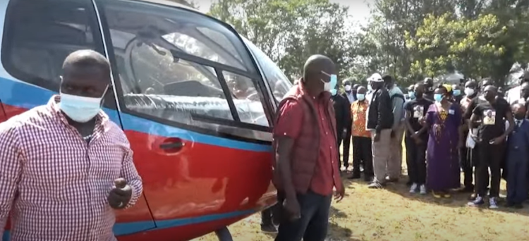 The chopper carrying Midiwo's remains
