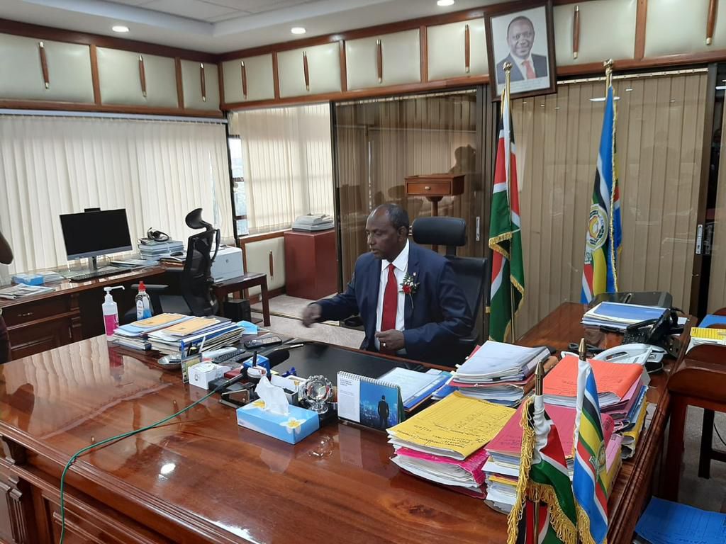 Treasury CS Ukur Yattani moments before he stepped out to table Kenya's 2020/2021 budget at Parliament