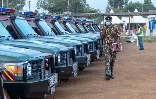 Toyota Kenya has announced the start of the hand over of 592 Toyota Land Cruisers LC76 and LC 79 models to the National Police Service.