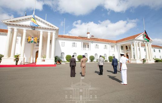 File image of President Uhuru Kenyatta outside State house, Nairobi