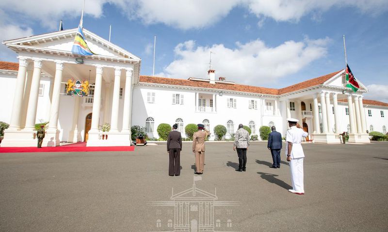 File image of President Uhuru Kenyatta outside State house, Nairobi