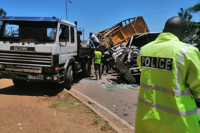 2 people dead, One injured in accident along Kisumu-Nairobi Highway (Courtesy)