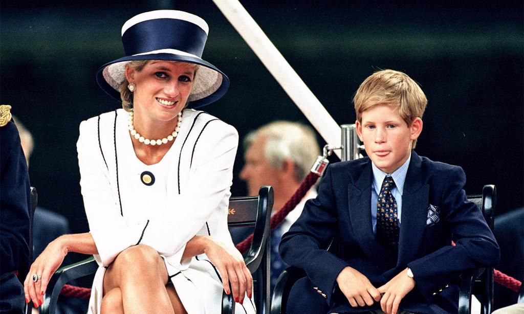 Prince Harry with his mother, Diana/ Courtesy Vanity Fair