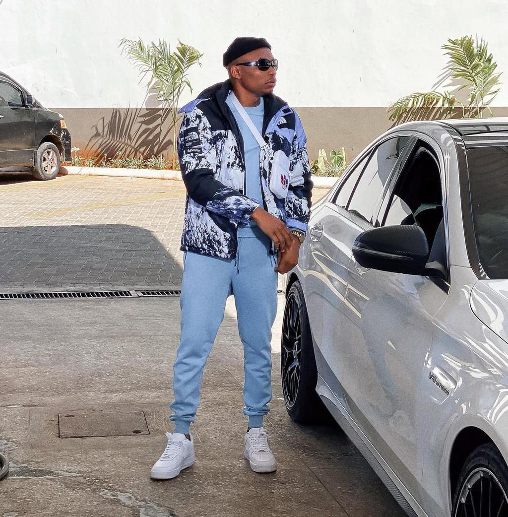 Otile Brown finally reconcile with former Manager Dr Eddie years after public fall out (Video)