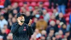 Liverpool manager Jurgen Klopp has criticised those refusing to get vaccinated against coronavirus