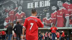 Manchester United fans outside Old Trafford