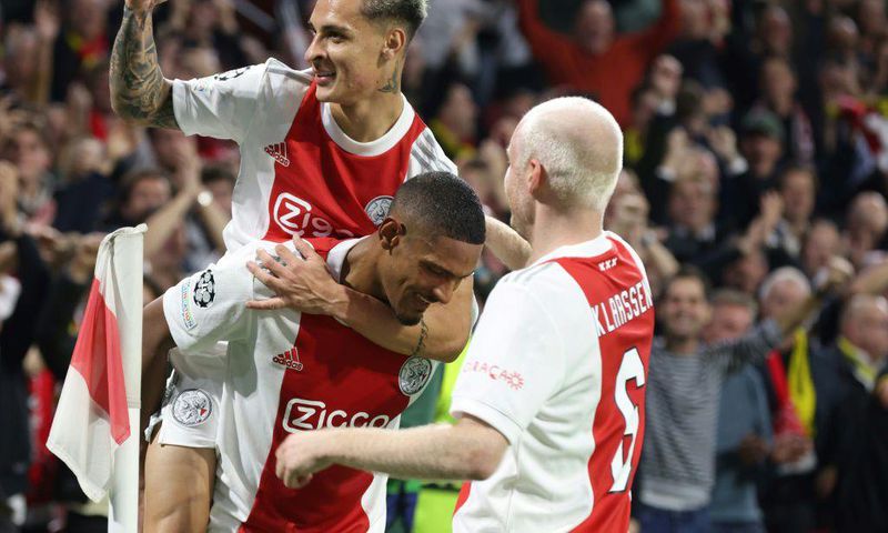 Sebastien Haller (C), Antony (Up) and Davy Klaassen (R) were all on the scoresheet for Ajax against PSV