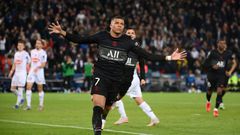 Kylian Mbappe's late penalty gave PSG victory against Angers