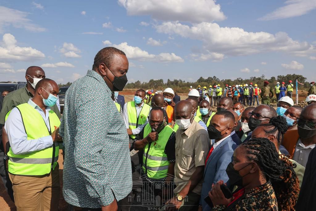 President Uhuru Kenyatta tours Multi-billion projects in Kirinyaga County
