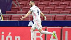 Benzema's late strike kept the pressure on Atletico at the top