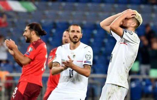 Jorginho (R) missed a penalty but Italy set a new record for longest unbeaten run