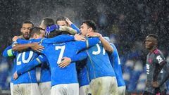 Napoli's players celebrate after beating Leicester