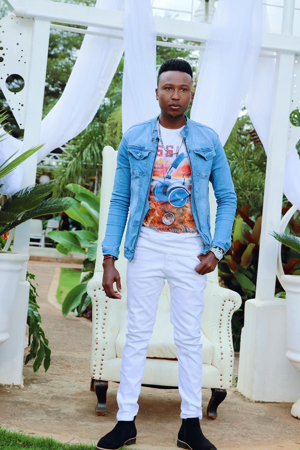 Producer and singer Denzel signed by Champion studios
