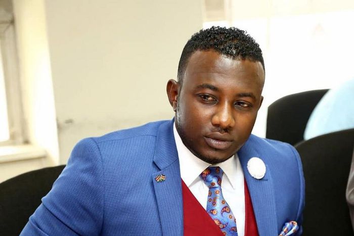 Senator Anwar Loitiptip