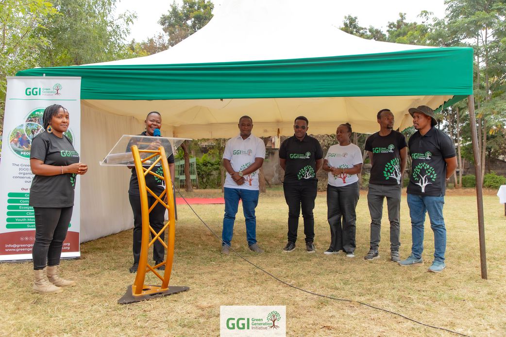 Elizabeth Wathuti founder Green Generation Initiative and team