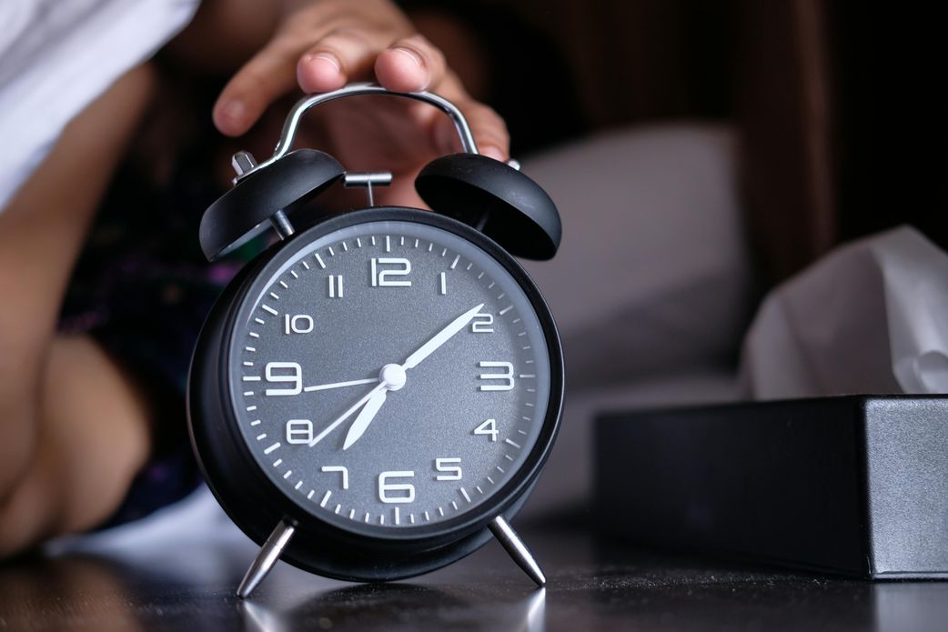 Consistent sleep and wake up schedule