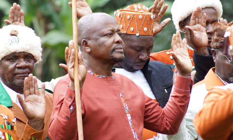 Former Health CS Mutahi Kagwe during a Gikuyu traditional prayer