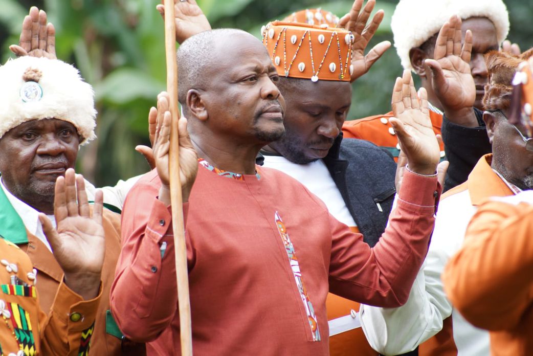 Former Health CS Mutahi Kagwe during a Gikuyu traditional prayer