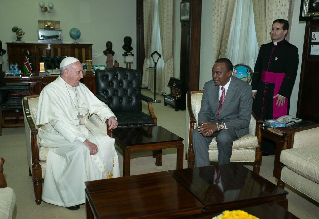 Pope Francis during a past visit to State House, Nairobi hosted by the then President Uhuru Kenyatta