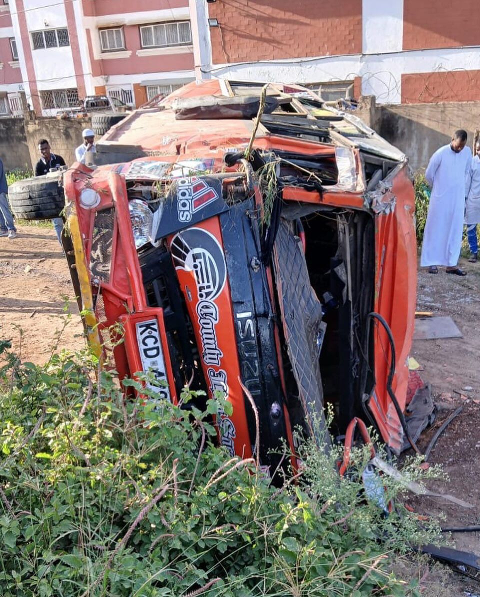 Wreckage of accident that Chris The Bass' daughter was involved in