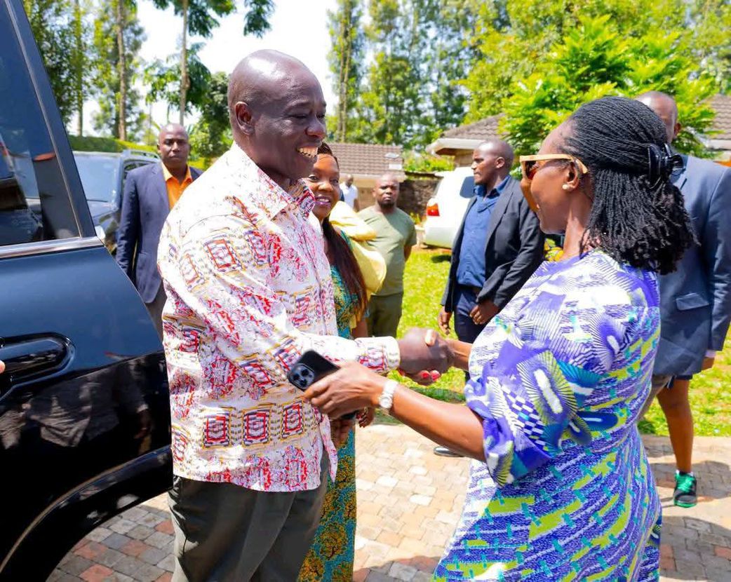Former Deputy President Rigathi Gachagua when he visited Azimio la Umoja principal Martha Karua at her home in Gichugu on Saturday