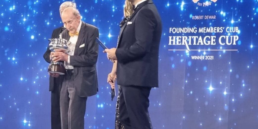 Mr.Bob Dewar, the Event Director of the Africa Concours d’Elegance, receiving award at the 2021 FIA Heritage Cup