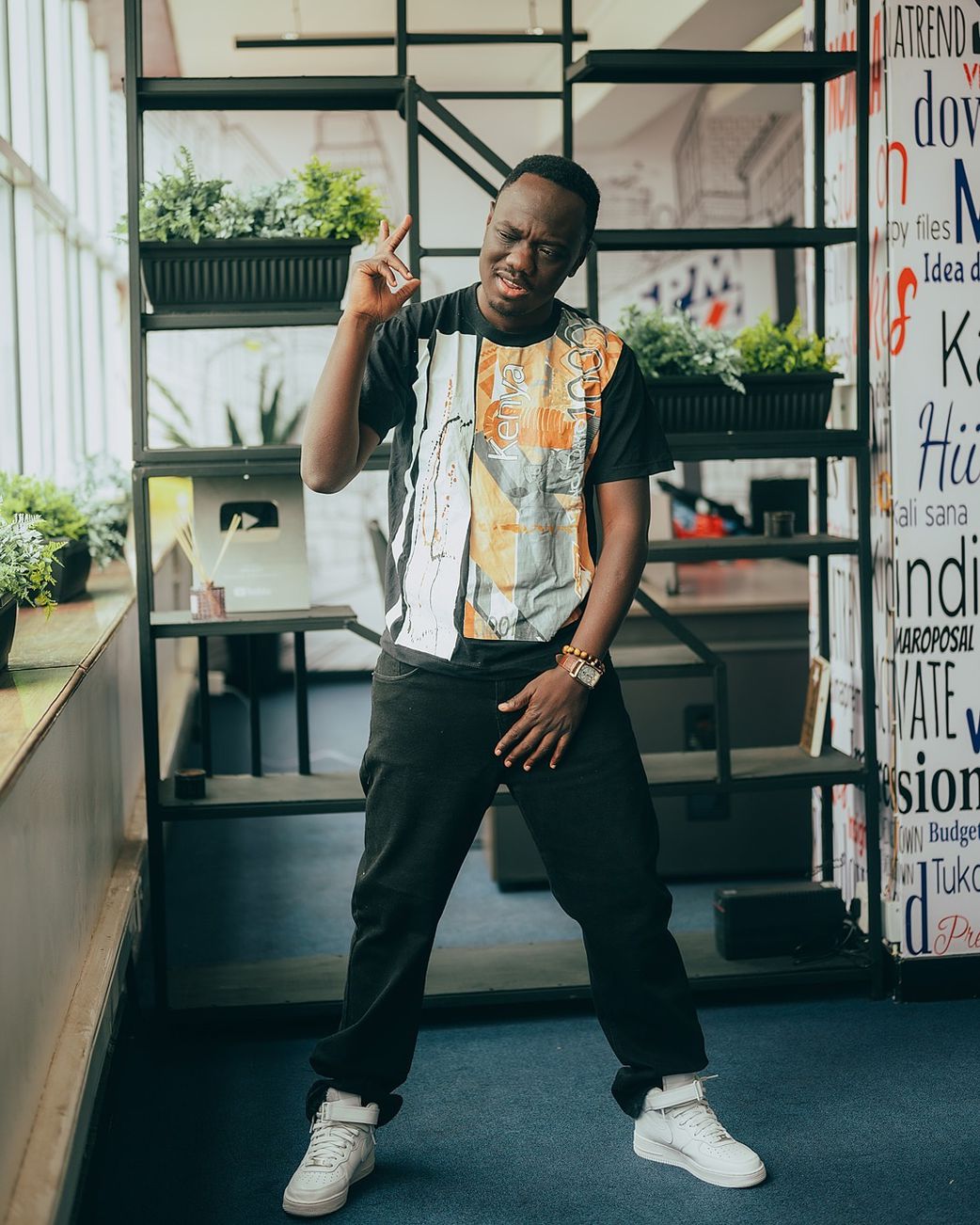 Video: Eddie Butita honours mum in special visit as he hits new achievement