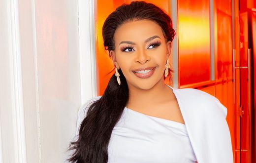 Gospel singer Size 8