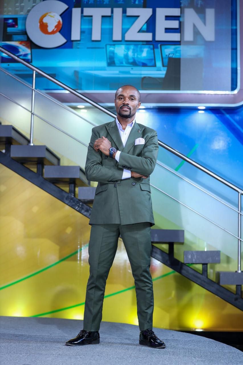 Crimes and investigative journalist Franklin Wallah unveiled by Linus Kaikai at Citizen TV