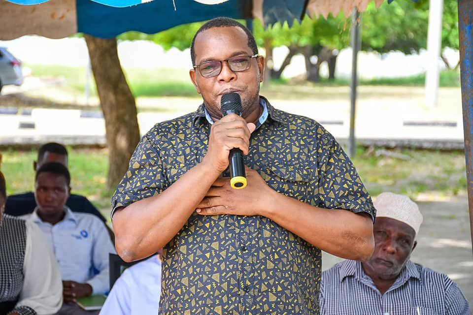 Lamu Deputy Governor Raphael Munyua