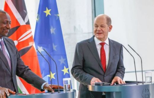 File image of President William Ruto (left) and German Chancellor Olaf Scholz (right)