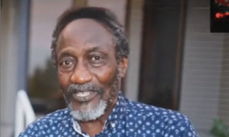 A screenshot image of Jomo Kenyatta's lookalike who lives in the U.S.