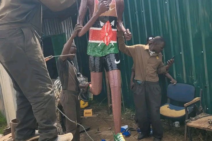 Controversial athlete statue that was mounted in Eldoret