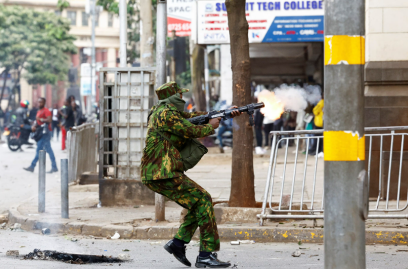 File image of police officers handling protests in Nairobi