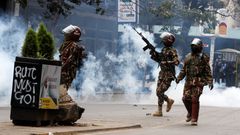 File image of police officers handling protests in Nairobi