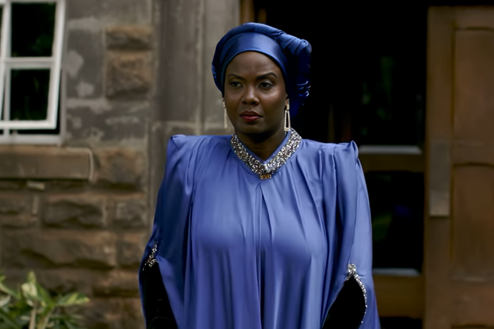 Sanaipei Tande on '2 Asunder'