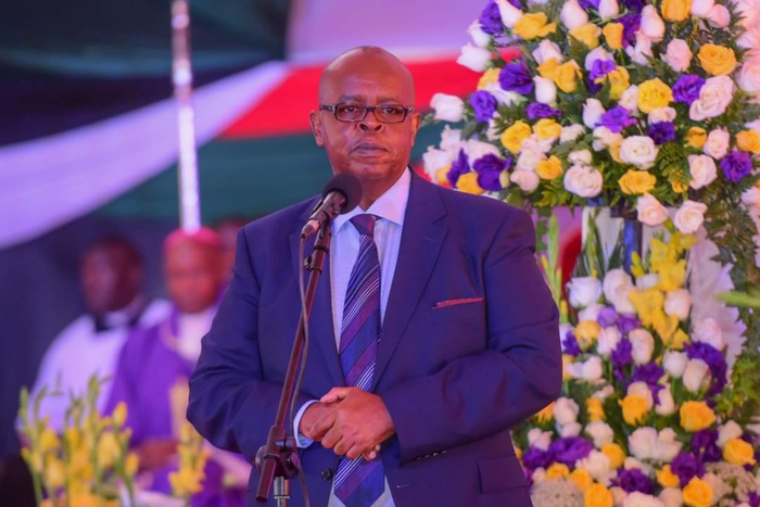 Former President Mwai Kibaki's son Jimmy Kibaki addressing mourners during the 3rd President's burial in Othaya, Nyeri County on April 30, 2022