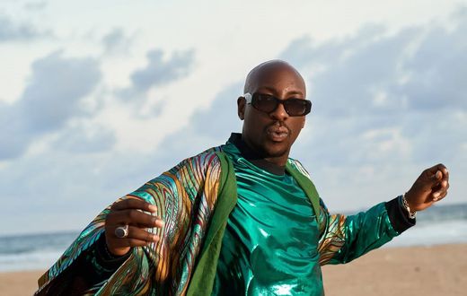Award-winning singer Bien