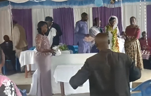 Nakuru: Chaos erupt as woman storms wedding to stop husband from wedding their house help